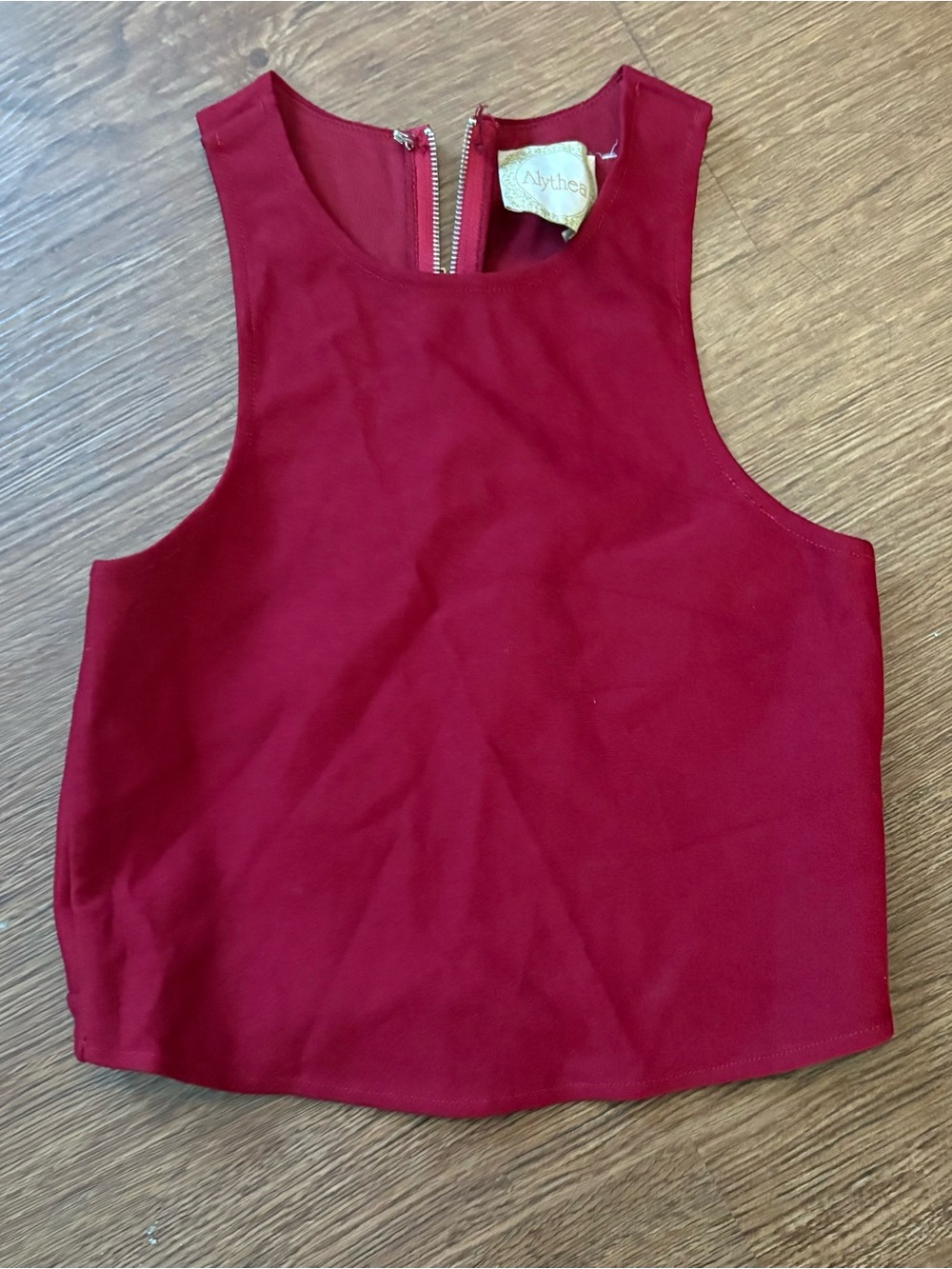 Alythea Sleeveless Cropped Tank Top - Burgundy